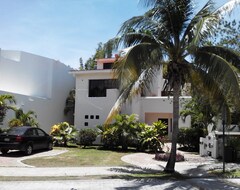 Hotel Studio In Playacar, Near 5Th Ave, Beach And Golf (Playa del Carmen, México)