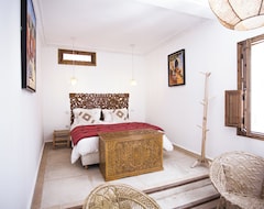 Khách sạn Riad Bab Aljana (Marrakech, Morocco)