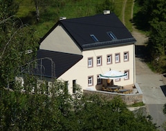Toàn bộ căn nhà/căn hộ Engelsdorfer-Ferienhaus-Enztal-Suedeifel (Zweifelscheid, Đức)