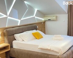 Hotel Comfort & Villas (Ulcinj, Crna Gora)