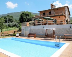 Toàn bộ căn nhà/căn hộ Wonderful Private Villa For 10 People With Wifi, Private Pool, Tv, Balcony, Pets Allowed And Par... (Carpineto Romano, Ý)