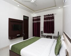 Hotel OYO 14971 C D Guest House (Patiala, Indija)