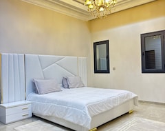 Koko talo/asunto Luxury Villa, Central Ac, Bbq, Ideal For Events (Mahdia, Tunisia)
