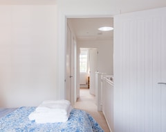 Toàn bộ căn nhà/căn hộ Vine Cottage - A Holiday Let That Sleeps 4 Guests In 2 Bedrooms (Canterbury, Vương quốc Anh)