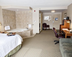 Khách sạn Kitchener Inn & Suites (Kitchener, Canada)