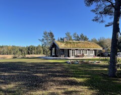Toàn bộ căn nhà/căn hộ Island Getaway Cabin With Private Coastline (Öregrund, Thụy Điển)