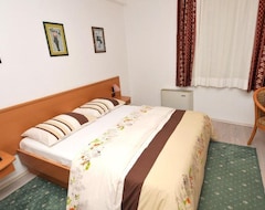 Khách sạn Hotel Fontana (Trogir, Croatia)