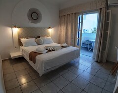 Hotel Atalos Apartments - Suites (Kamari, Greece)