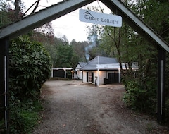 Koko talo/asunto Evora Cottage With Spa Bath & Wood Fireplace (Mount Dandenong, Australia)