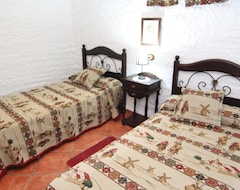 Cijela kuća/apartman 6 Bedroom Accommodation In Sileras-almedinilla (Almedinilla, Španjolska)