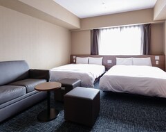 Hotel Dormy Inn Kobe Motomachi (Kobe, Japan)