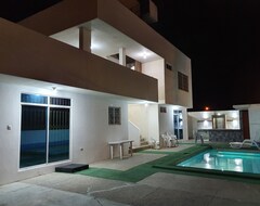 Cijela kuća/apartman Holiday Apartment With Swimming Pool Facing The Sea (Ballenita, Ekvador)
