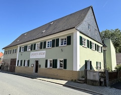 Toàn bộ căn nhà/căn hộ Frisch Renovierte, Kleine Ferienwohnung (Kasendorf, Đức)
