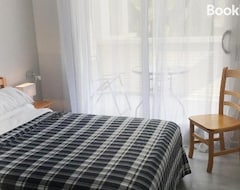 Hotel Elegance - Two Bedroom No.2 (San Vicente de Alcántara, Spain)