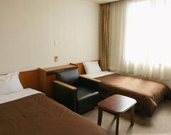 Business Hotel Misora (Niihama, Japón)