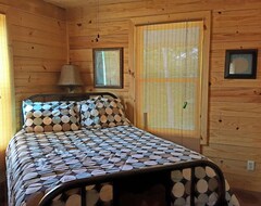Entire House / Apartment Cabins On Brushy At Smith Lake (Addison, USA)