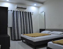 Hotel JK Palace (Shirdi, India)