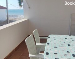 Koko talo/asunto Islantilla-apartamento Con Piscina Y Garaje En Primera Linea De Playa (Isla Cristina, Espanja)