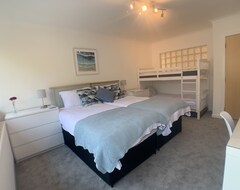 Cijela kuća/apartman Beautiful Bright 3 Bed Apartment Near The Beach (Bournemouth, Ujedinjeno Kraljevstvo)