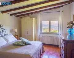 Entire House / Apartment I Brichi, Un Paradiso Immerso Nella Natura. (Lerici, Italy)