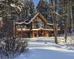 Hele huset/lejligheden Rustic Lakefront Cabin With Breathtaking Views (Canal Flats, Canada)