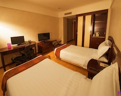 Holiday Inn Express Qingdao Shibei, an IHG Hotel (Qingdao, China)