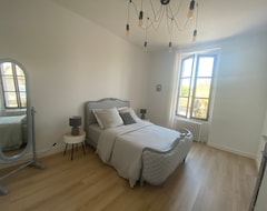Koko talo/asunto Gite Bonny-sur-loire, 4 Bedrooms, 8 Persons (Bonny-sur-Loire, Ranska)