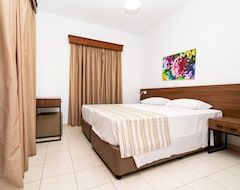 Hotel Kotsias Corallia Villas (Coral Bay, Cypern)