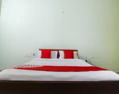 Khách sạn Oyo 47450 Hotel Srn (Thanjavur, Ấn Độ)