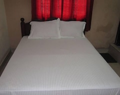 Khách sạn Annai Lodge (Kumbakonam, Ấn Độ)