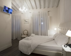 Bed & Breakfast Tornabuoni View (Florence, Ý)