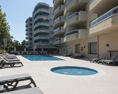 Hotel Apartamentos California (Salou, España)