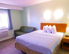 Otel Chateau Suites (Norristown, ABD)