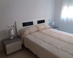 Hele huset/lejligheden Cozy Apartment In Santa Pola Well Located (Santa Pola, Spanien)