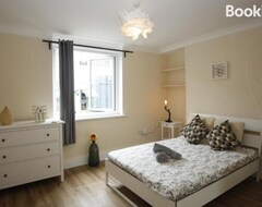Toàn bộ căn nhà/căn hộ Cosy Camden 2 Bedroom Apartment With Terrace (London, Vương quốc Anh)