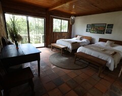 Entire House / Apartment Cozy Cabin To Rest In Miramundo, El Salvador. (San Ignacio, El Salvador)