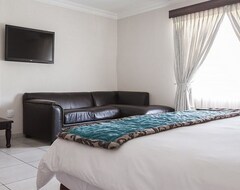 Hotel Usambara Lodge (Muldersdrift, Južnoafrička Republika)
