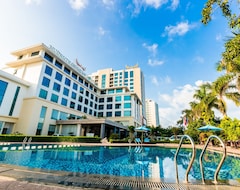 Hotelli Muong Thanh Luxury Nhat Le Hotel (Đồng Hới, Vietnam)
