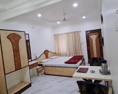 Tanarika Hotels Aaditya Palace (Jalgaon, Indien)