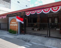 Hotel Reddoorz Syariah Near Alun Alun Klaten (Klaten, Indonezija)