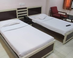Khách sạn Ratna (Warangal, Ấn Độ)