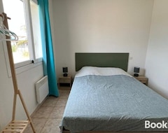 Tüm Ev/Apart Daire Superbe Appartement En Residence Avec Piscine Proche Plage (Linguizzetta, Fransa)