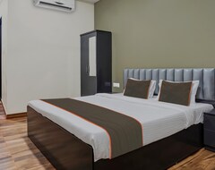 Collection O Hotel Grey Stone (Pune, Indien)
