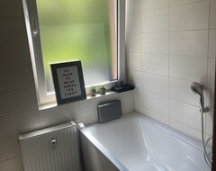 Tüm Ev/Apart Daire Karlsson&bär Holiday Home - High Quality, New And Central In Gerolstein (Gerolstein, Almanya)