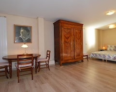 Cijela kuća/apartman The Grand Clos Guest Room (Gahard, Francuska)