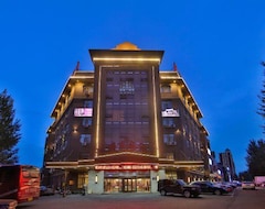 Qianyuan Business Hotel (Songyuan, China)