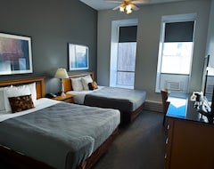 The Met Hotel (New Westminster, Canada)