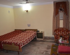 Khách sạn Rainbow Guest House (Bodh Gaya, Ấn Độ)