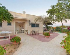 Khách sạn Villa 1000 (Arad, Israel)
