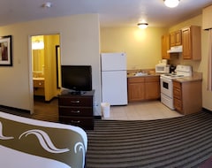 Hotel Quality Inn & Suites (Vancouver, Sjedinjene Američke Države)